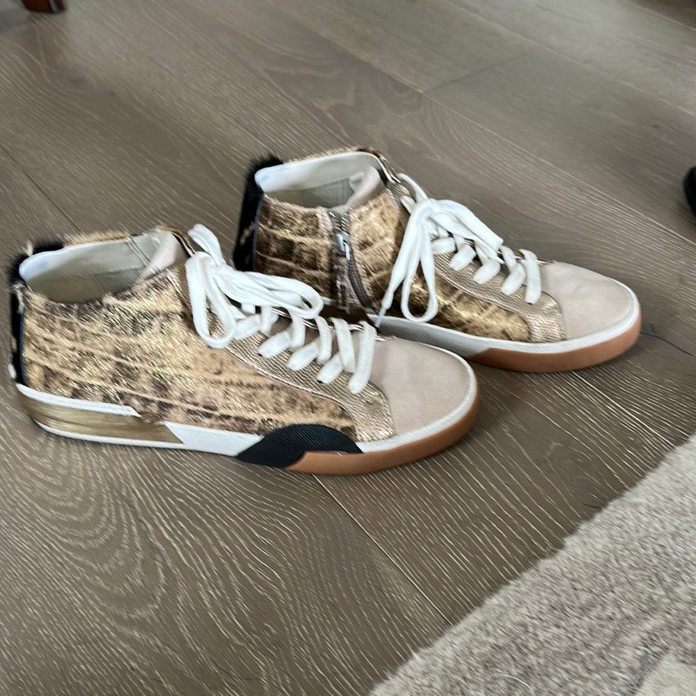 Women size 9 dolce vita sneakers